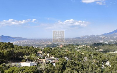 Precioso y amplio apartamento, duplex, con vistas panorámicas.